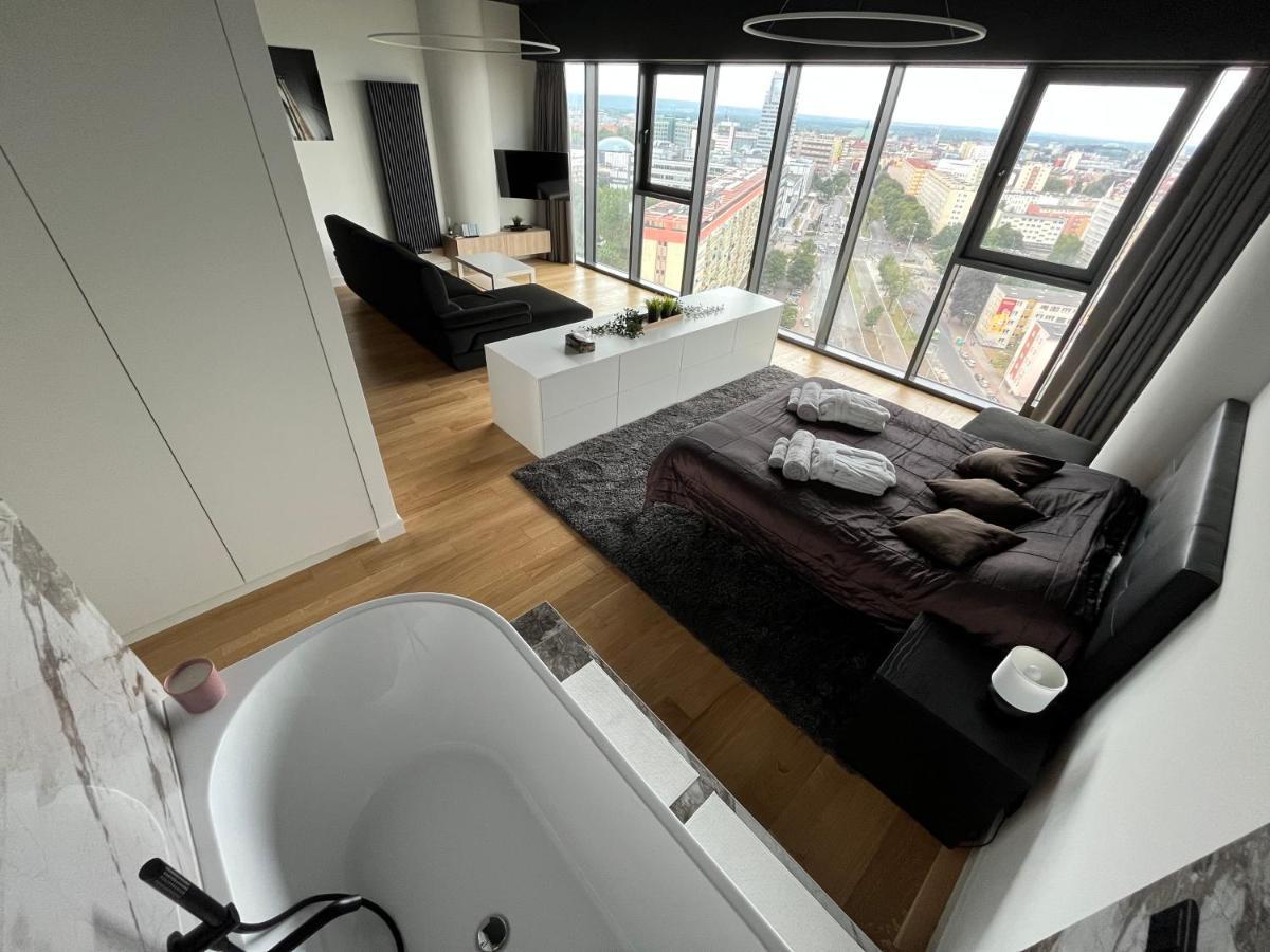 Hanza Tower - Luxurious Apartment 60M2 - 15Th Floor City View Szczecin Ngoại thất bức ảnh