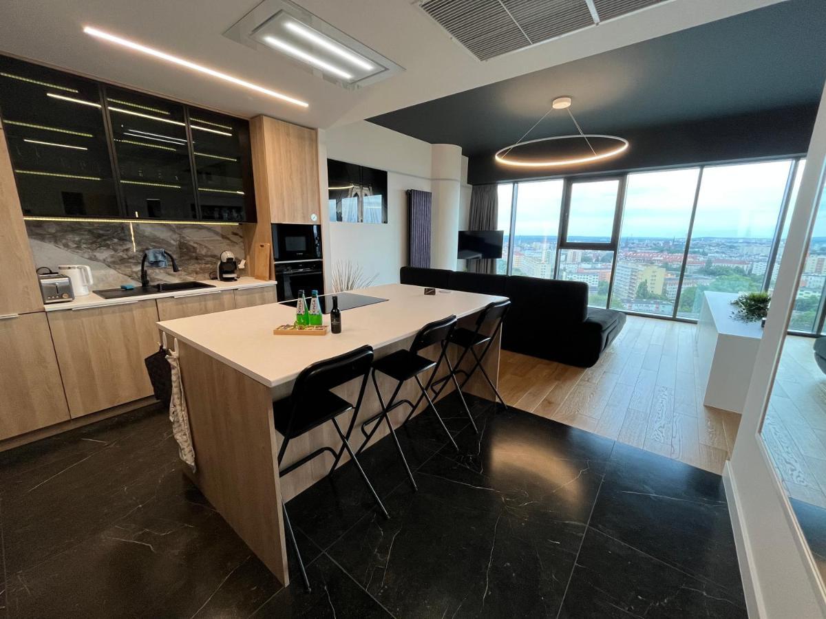 Hanza Tower - Luxurious Apartment 60M2 - 15Th Floor City View Szczecin Ngoại thất bức ảnh